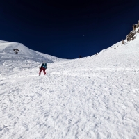 Skitour Tagweidkopf 11: Der obere Abschnitt ist steinhart. Lädt definitiv nicht zur Abfahrt ein. Zum Glück gibt es neben der Fernpassrinne zahlreiche weitere spannende Abfahrtsvarianten.