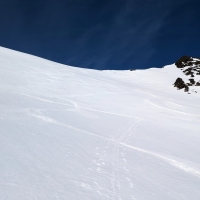 Skitour Guslarspitzen 10: Fast unverspurt ist der Aufstiegsweg.