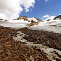 Schalfkogel 32: Hier hätte man noch weiter am Gletscher bergabgehen können
