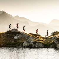 5 Läufer beim Obertauern Trailrun Summit.