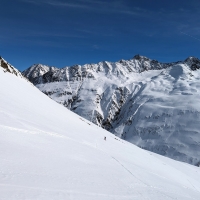 Skitour Guslarspitzen 09: Blick zurück im Aufstieg.
