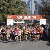 21.096 Teilnehmer starten beim 33. GENERALI MÜNCHEN MARATHON (c) Norbert Wilhelmi, München-Marathon