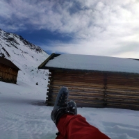 Kraspesspitze Skitour 04: Kurze Pause bei der Schweinfurter Hütte