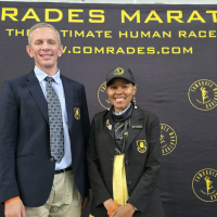 Der neue Vorsitzende Leathers (li.) und seine Stellvertreterin Mashimane.