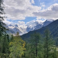 Bernina-Überschreitung 01: Tolles Panorama schon beim Weg zur Tschiervahütte