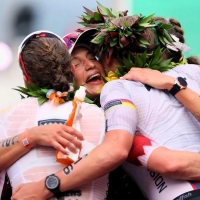 Ironman Hawaii 2025: Lisa Perter (5.) mit Kat Matthews, Solveig Lovseth und Laura Philipp