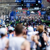 Läufer beim Boston Marathon 2025