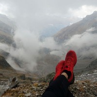 Bergtour-Grosser-Hafner-61: Endlich ist die Sicht besser und der Wind schwächer. Daher die wohlverdiente Pause