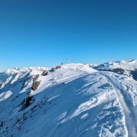Venet Skitour 11: Der tatsächlich höchste Punkt befindet sich etwa 3 Gehminuten weiter rechts vom Gipfel.