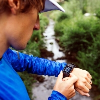 Laufuhr und Triathlonuhr Polar V800