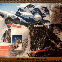 Bernina-Überschreitung 10: Die weitere Route. Zuerst der gelbe Abschnitt. Der zweite Felsen wird normalerweise links umgangen.