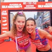 Köln Marathon 2025: Esther Pfeiffer knackt den bisherigen Halbmarathon-Streckenrekord von Sabrina Mockenhaupt