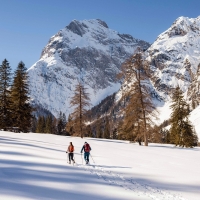 Schneeschuhwandern im Falzthurntal im Naturpark Karwendel