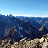 Gabelspitze 27: Blick zurück auf den Grat bis zum Gipfel Maldongrat.