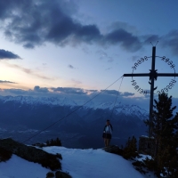 Largoz Wanderung 10: Gipfelkreuz