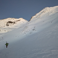 Skitour Nördlicher Lehner Grieskogel 17: Kurzer Zwischenanstieg nach dem Nordhang zur Lehner Scharte. Meine Felle gaben leider den Geist auf...