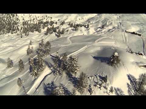 Flug über das Skigebiet Minschuns
